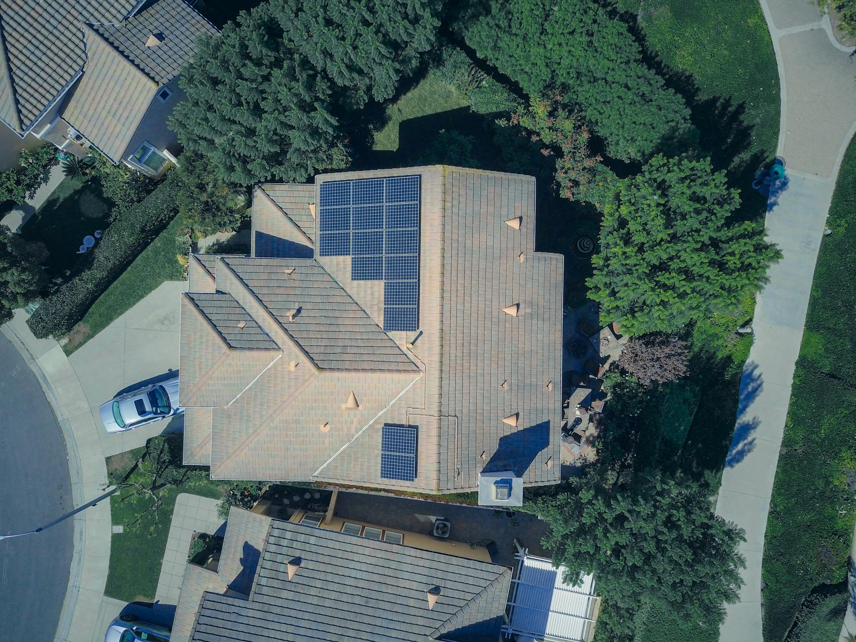 Residential roofing installation services